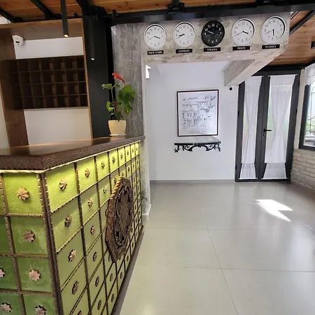 Jani شقة فندقية 4*