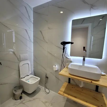 Jani Aparthotel Gjirokastër