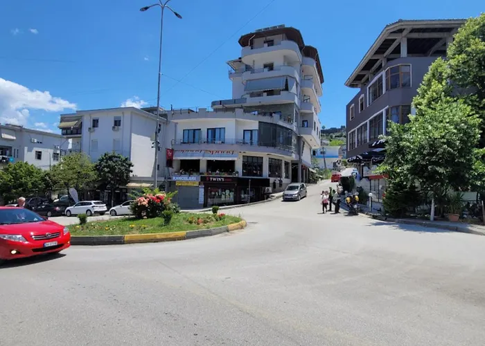 Aparthotel Jani Gjirokaster